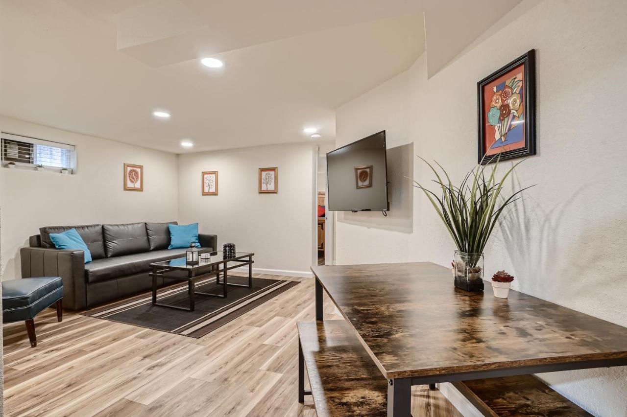 Sloans Lake Getaway - Basement Apartment Near Broncos And Downtown Denver Lakewood Exterior photo